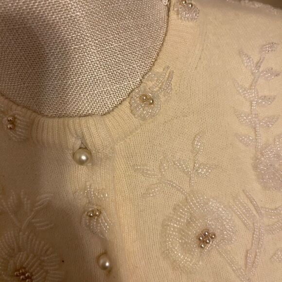 Vintage 1950’s Ruby Beading Co. Hand Beaded Cottage Cardigan Size Small - Picture 9 of 14